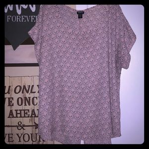 Torrid Blush Textile Tuxedo-tailed Top size 2